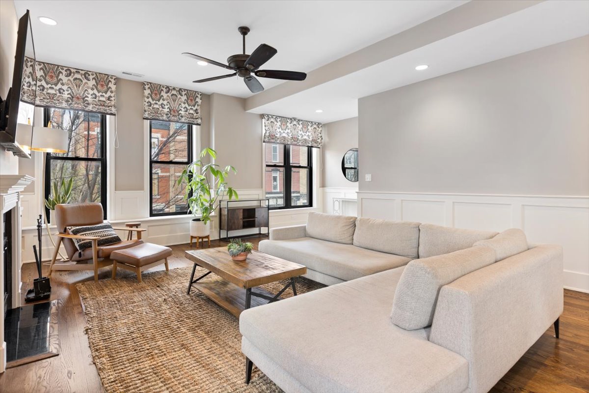 1867 N Halsted Street #2S, Chicago, IL