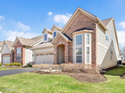 1780 Briarheath Drive, Aurora, IL