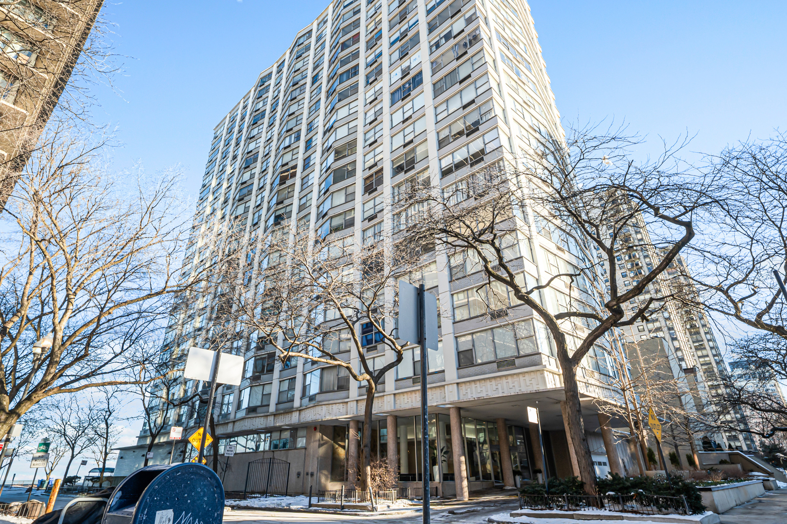 5757 N Sheridan Road #15G, Chicago, IL