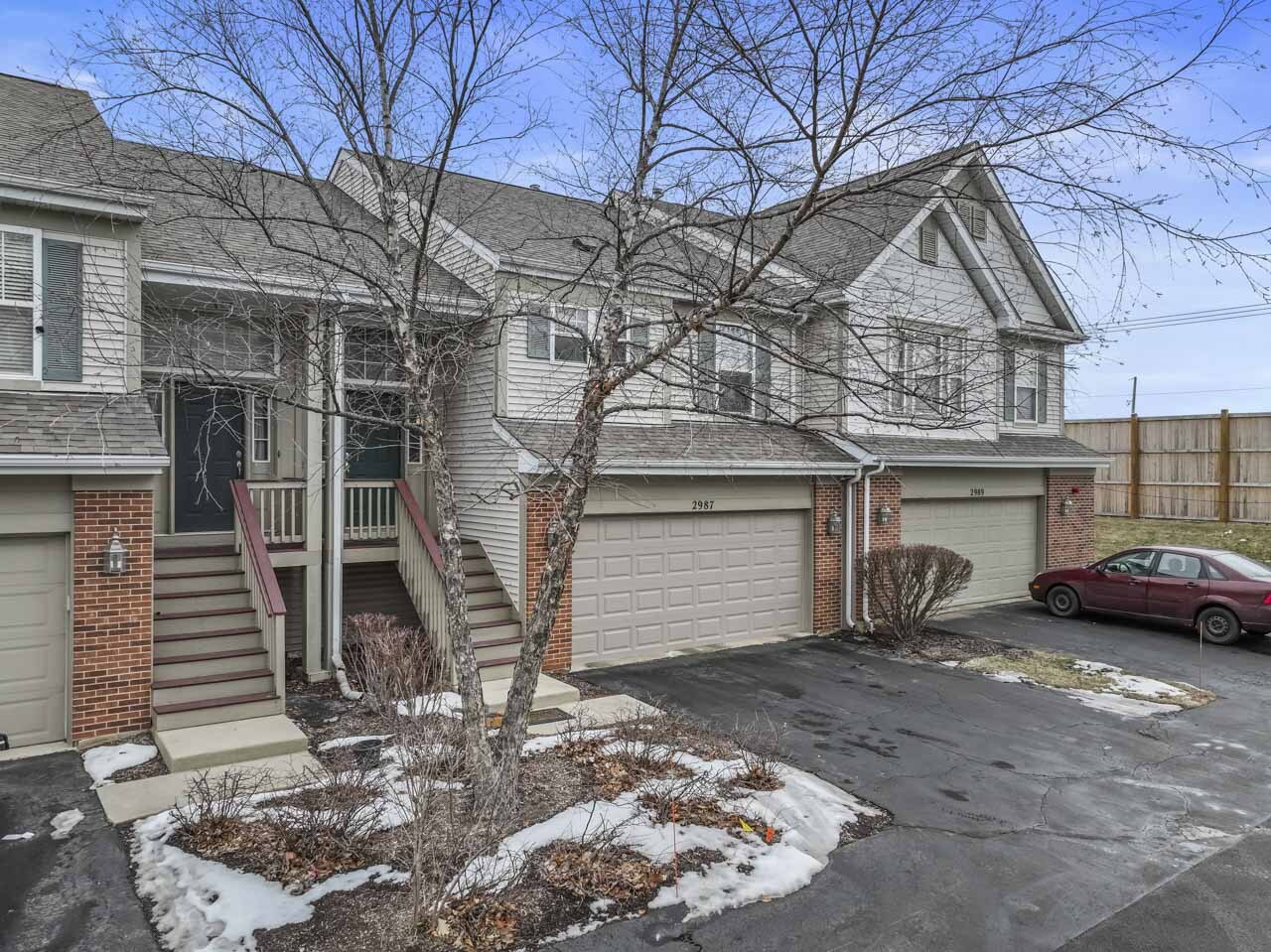 2987 Saganashkee Lane #2987, Naperville, IL