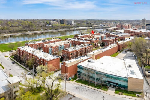 141 S Grove Avenue, Elgin, IL