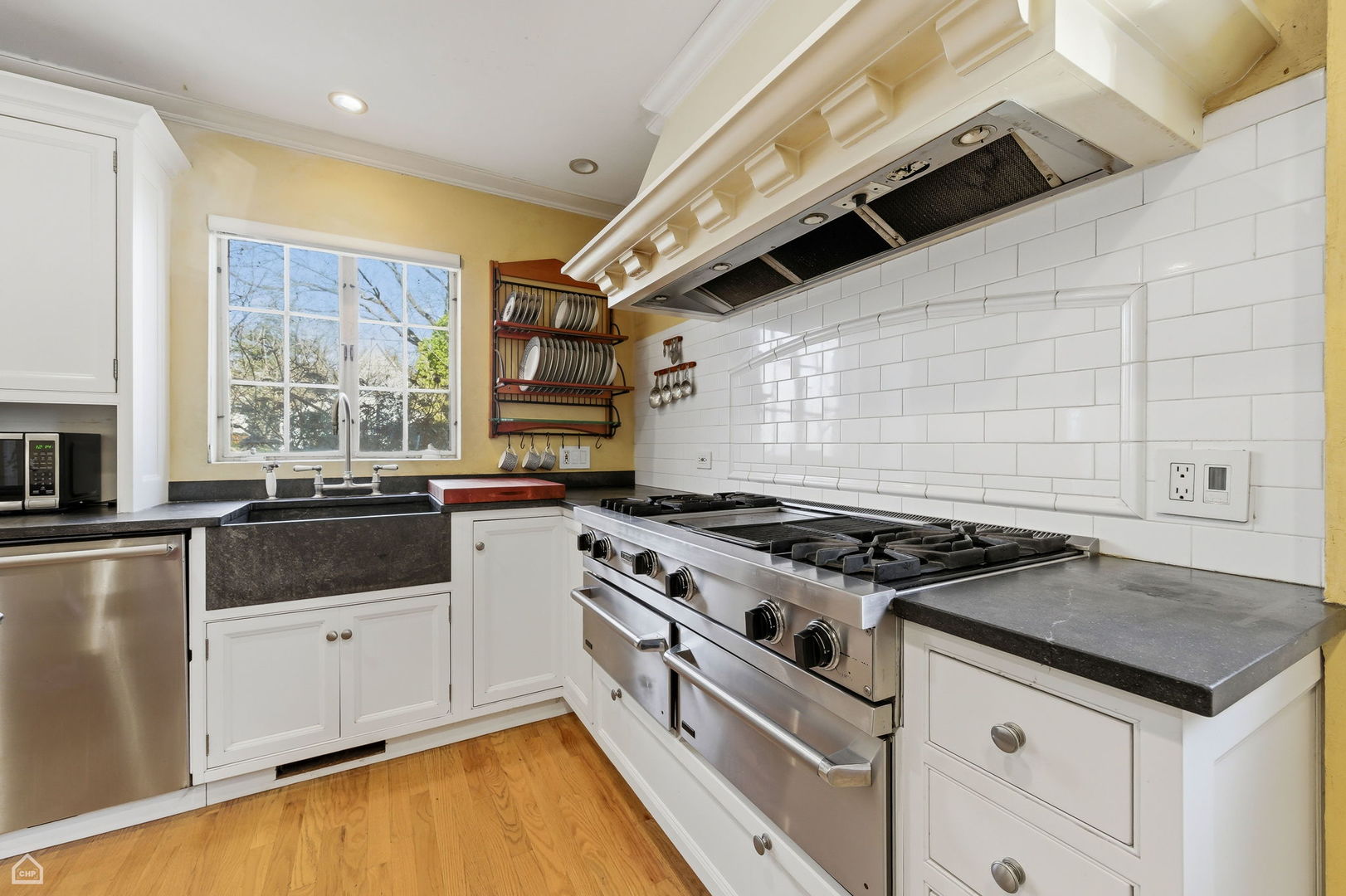 1940 Chestnut Avenue, Wilmette, IL