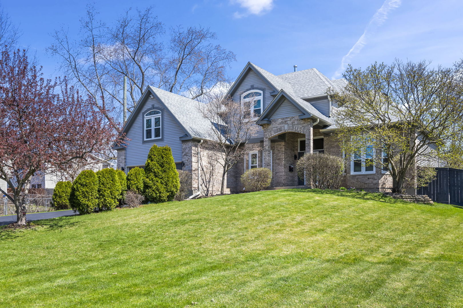 155 Lilac Lane, Wheeling, IL