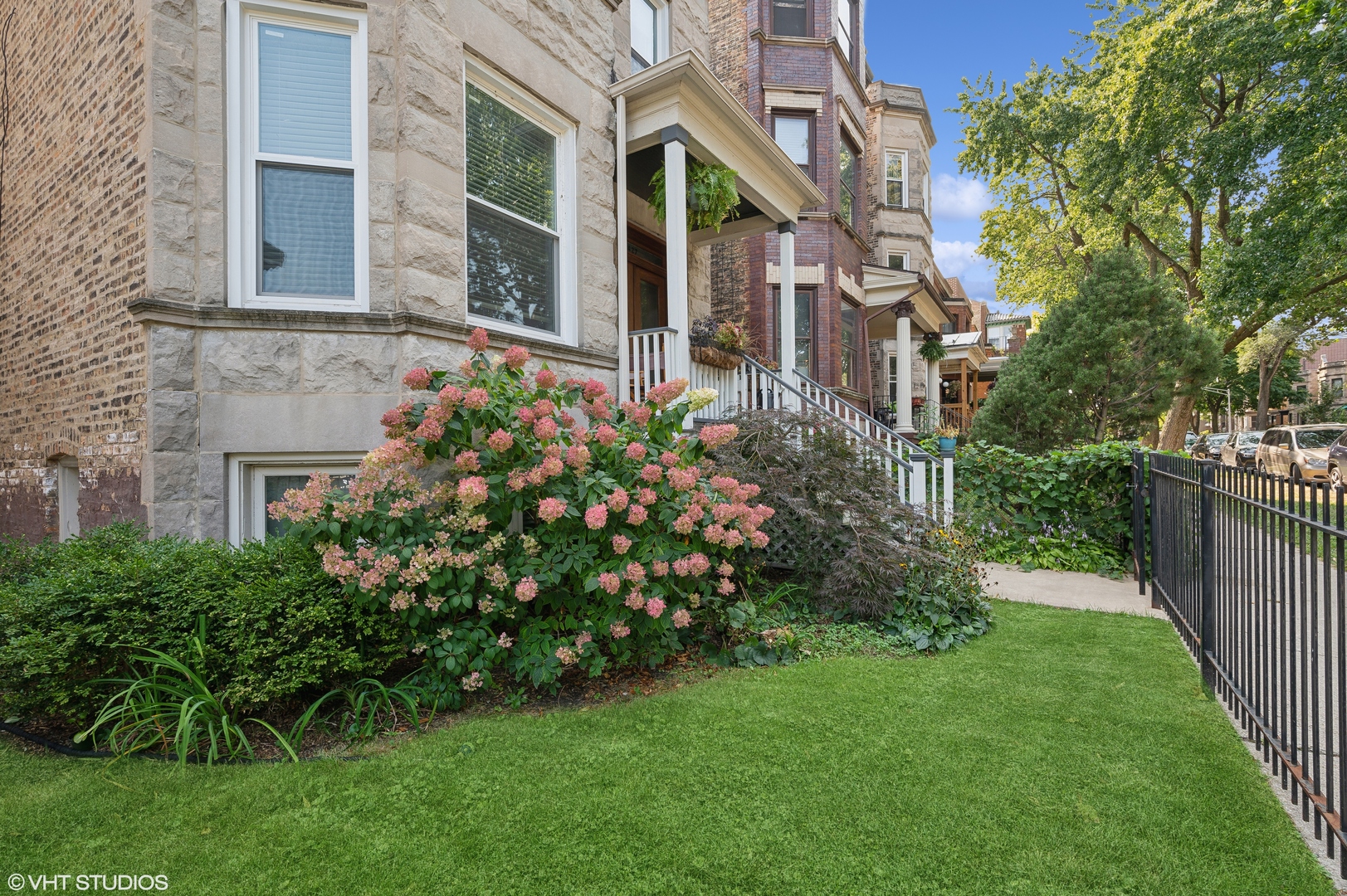1427 W Winona Street, Chicago, IL