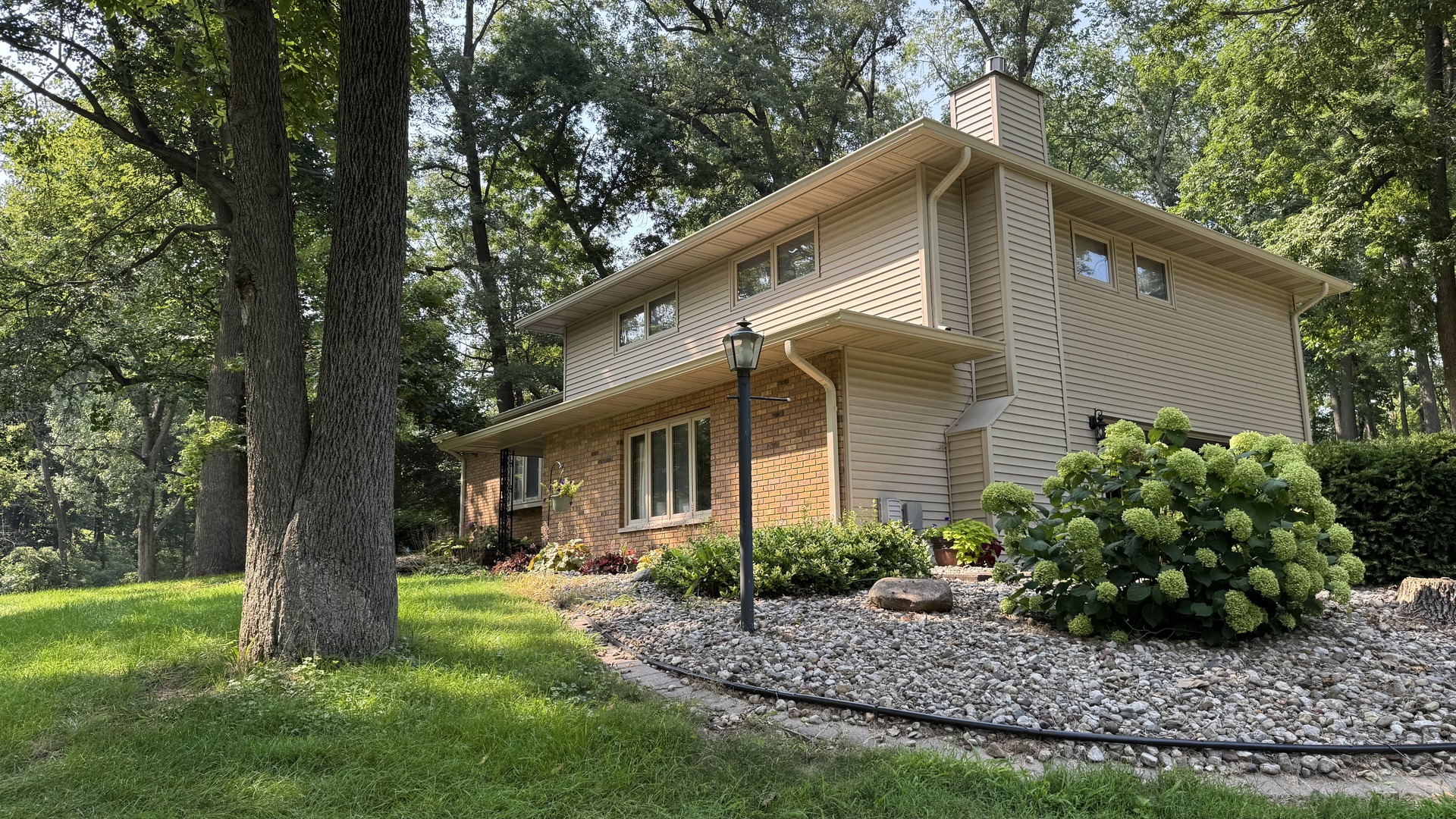 3309 Valley Drive, Geneseo, IL