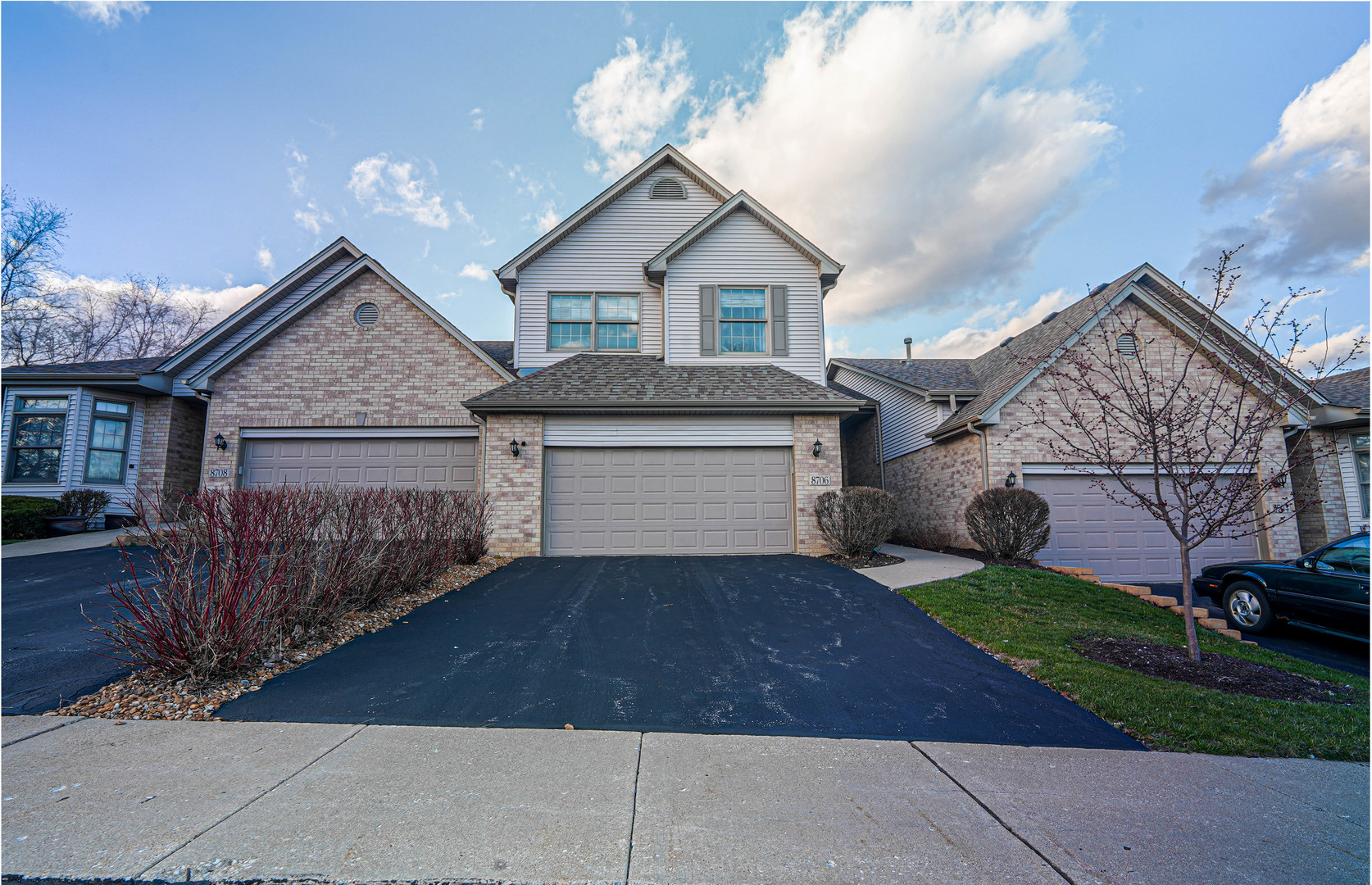 8706 Trinity Drive, Orland Park, IL