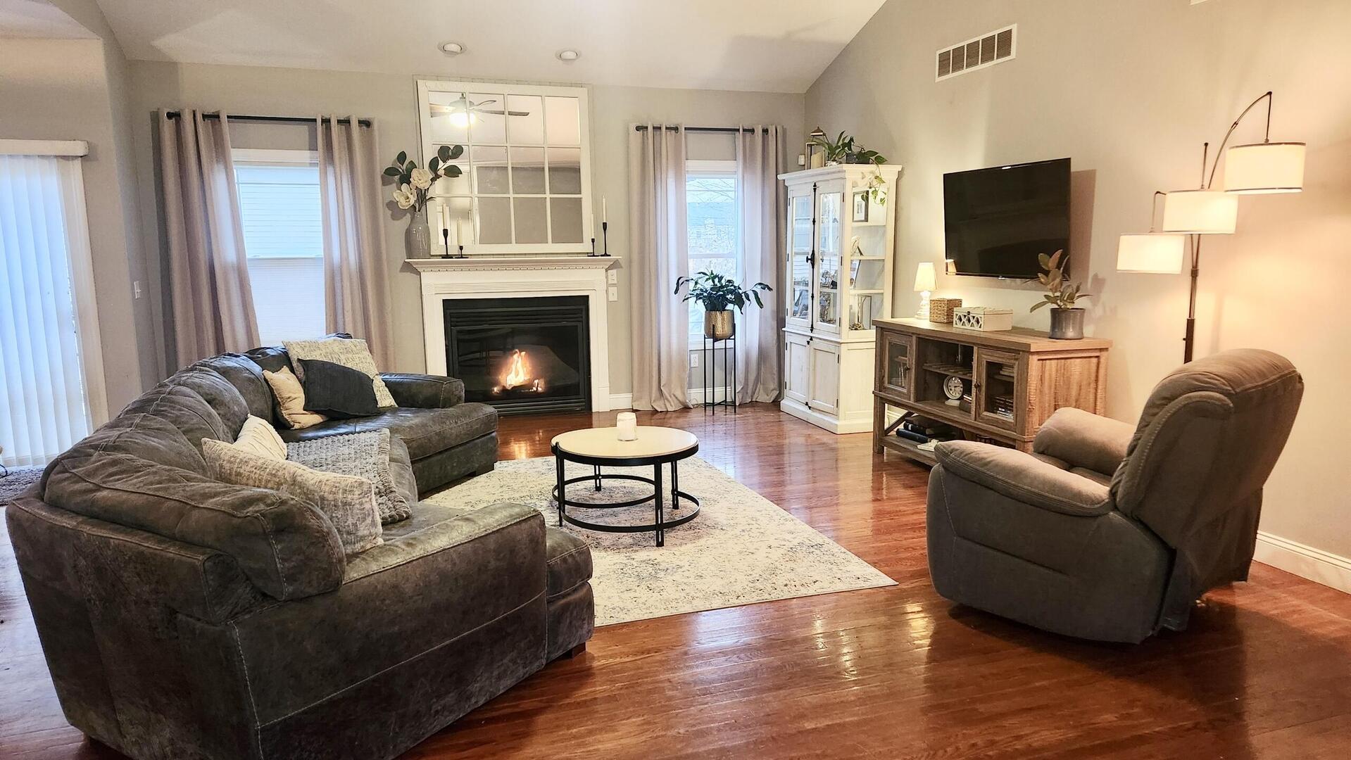 4800 Longfellow Drive, Springfield, IL