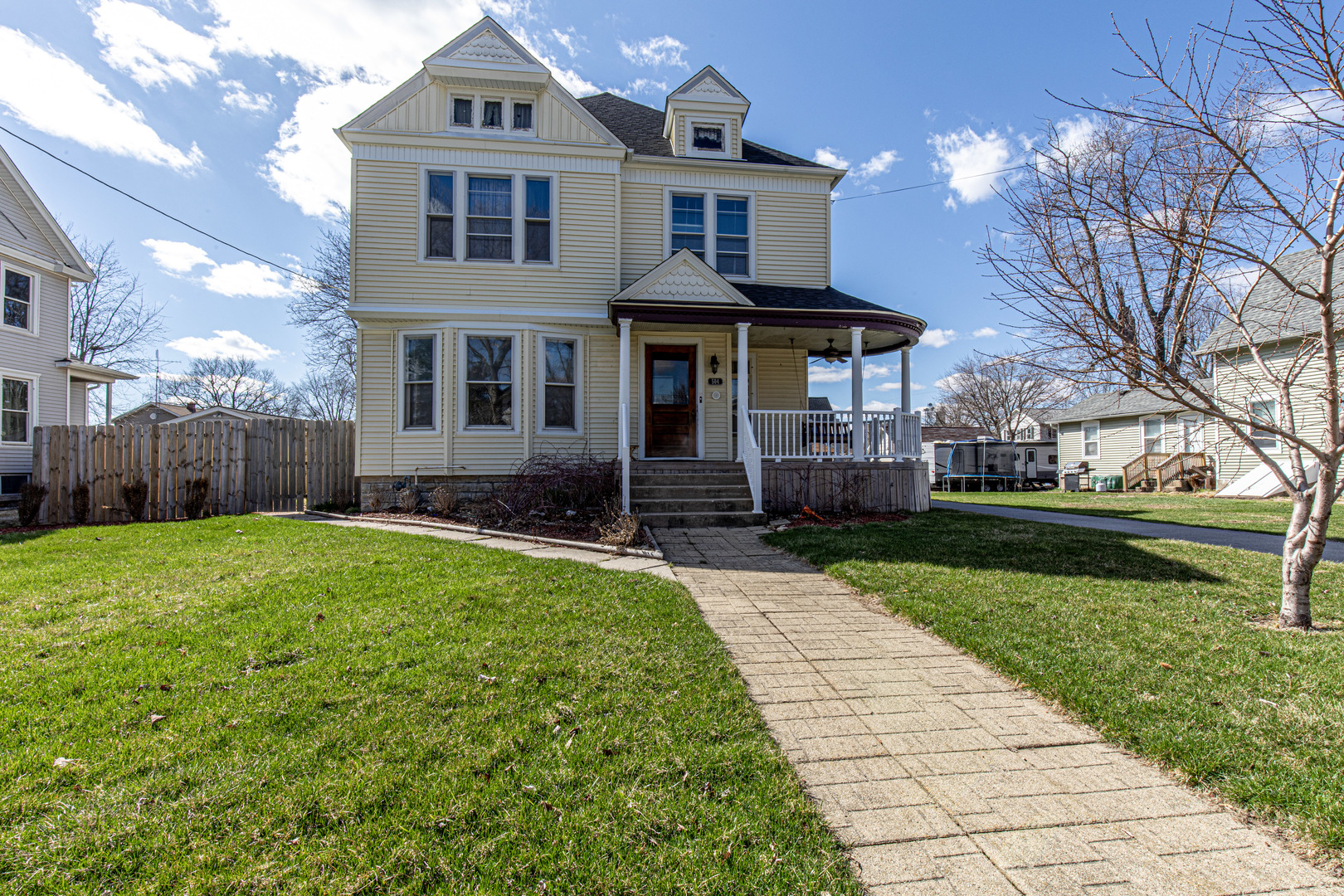 504 Stilson Street, Earlville, IL