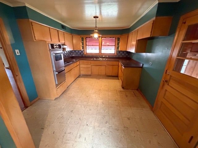 12501 S Throop Street, Calumet Park, IL