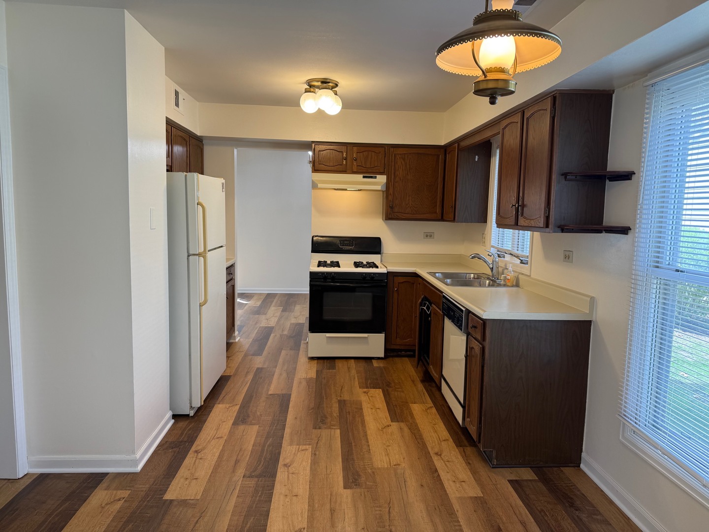 5090 Prairie Oak Road, Gurnee, IL