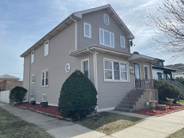 2247 N 73rd Avenue, Elmwood Park, IL