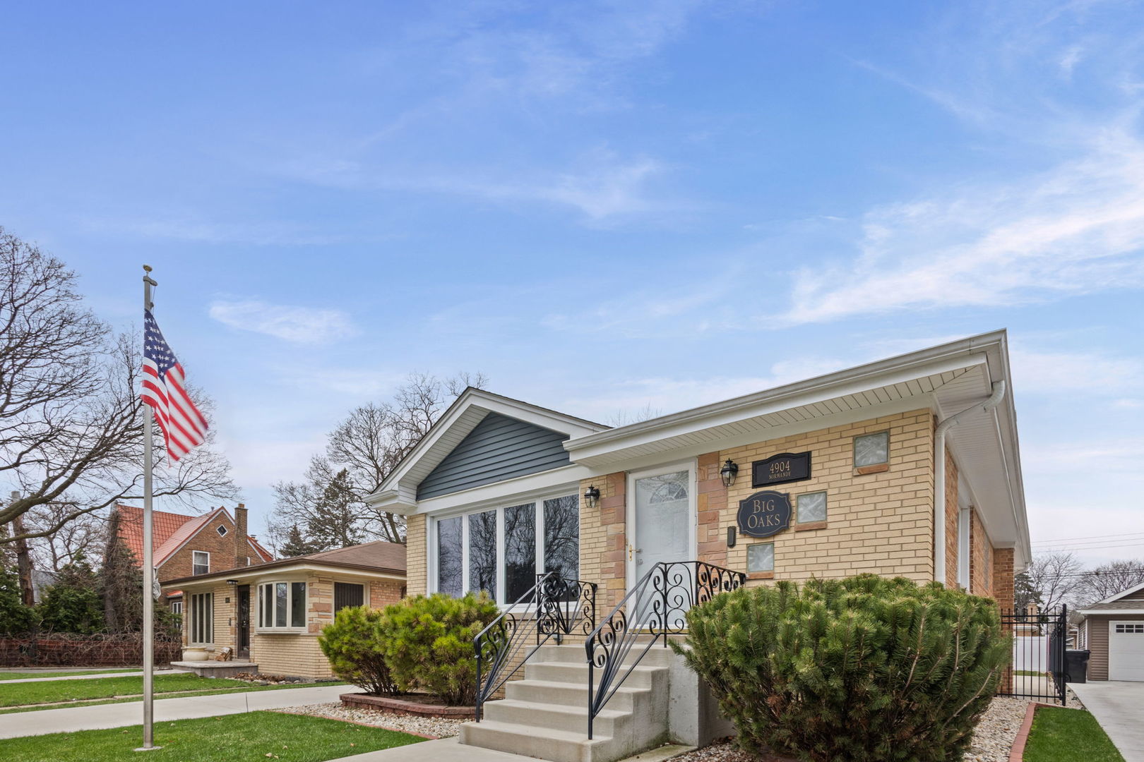 4904 N Normandy Avenue, Chicago, IL