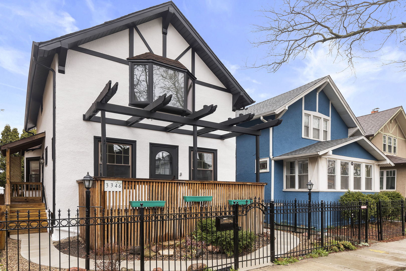 3346 W Eastwood Avenue, Chicago, IL