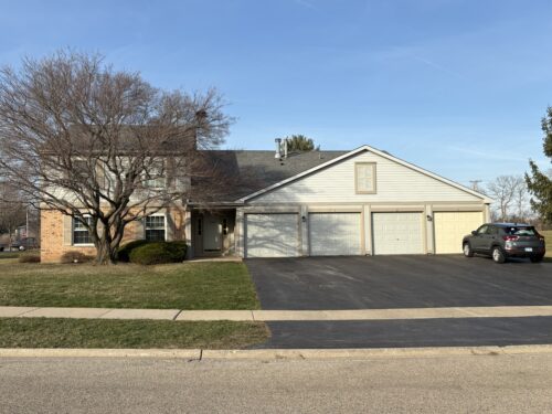 230 Crestview Drive #C, Wauconda, IL