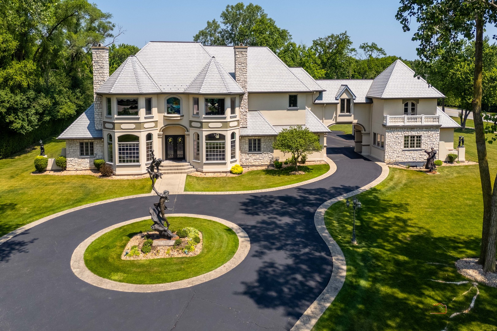 1130 Gavin Court, Lake Forest, IL