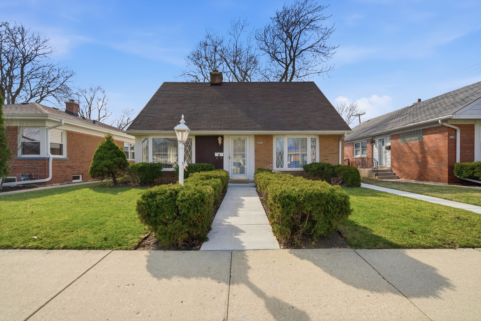 7538 E Praire Road, Skokie, IL