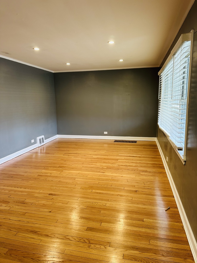 3850 W 81ST Street, Chicago, IL