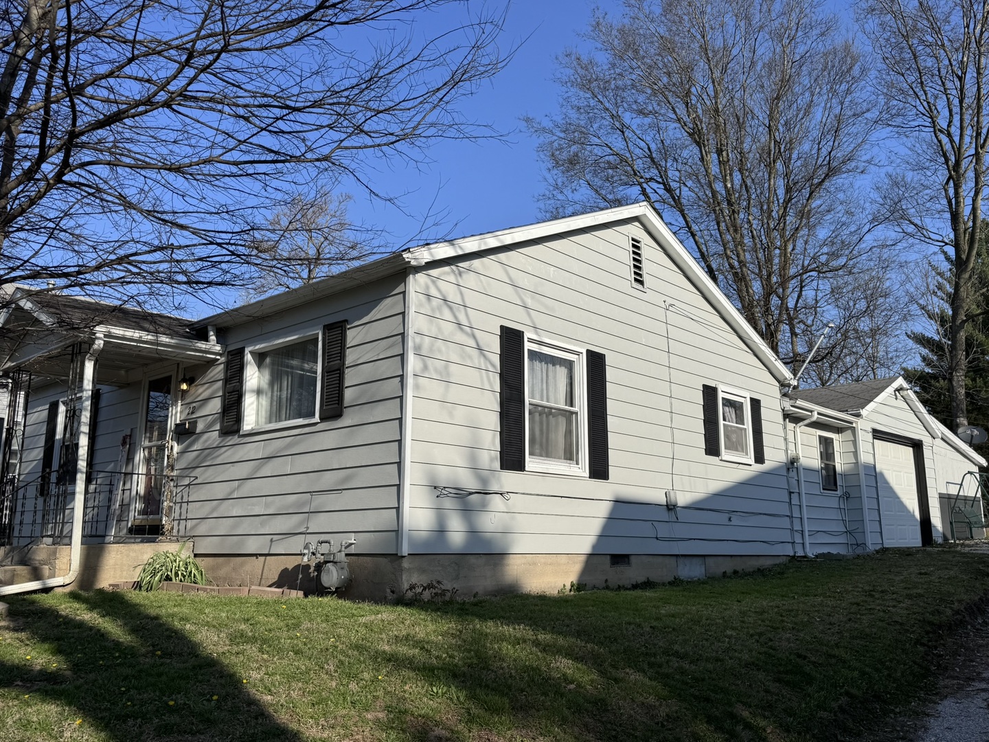 212 W Allmon Street, Salem, IL