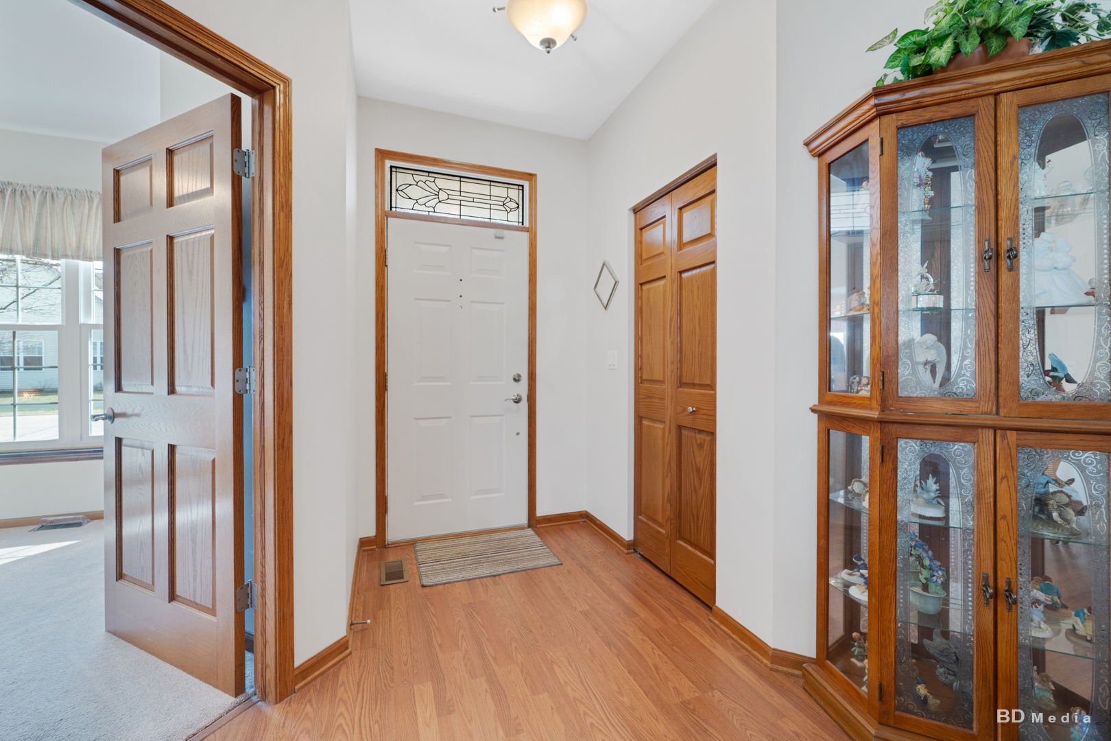 21400 Mays Lake Drive, Crest Hill, IL