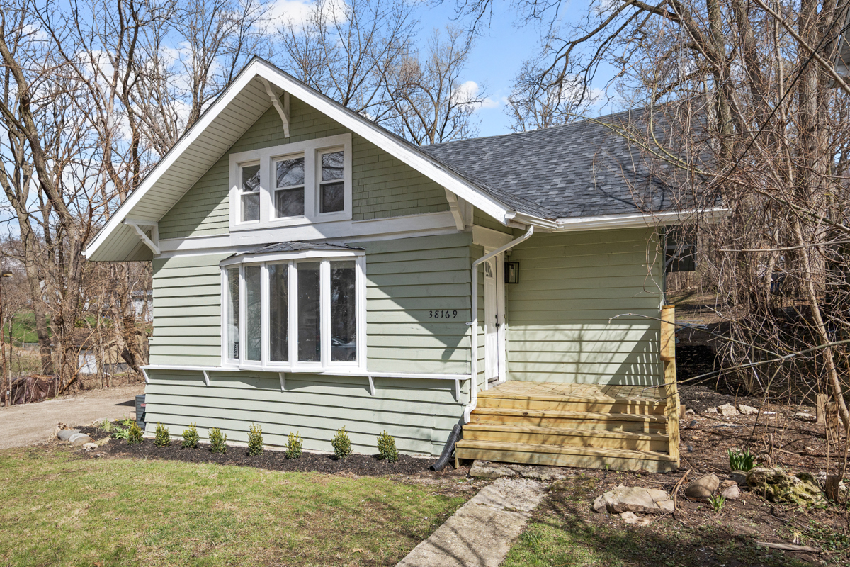 38169 N 3rd Avenue, Spring Grove, IL
