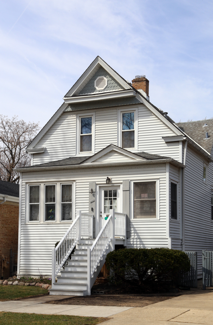 4644 N Kennicott Avenue, Chicago, IL