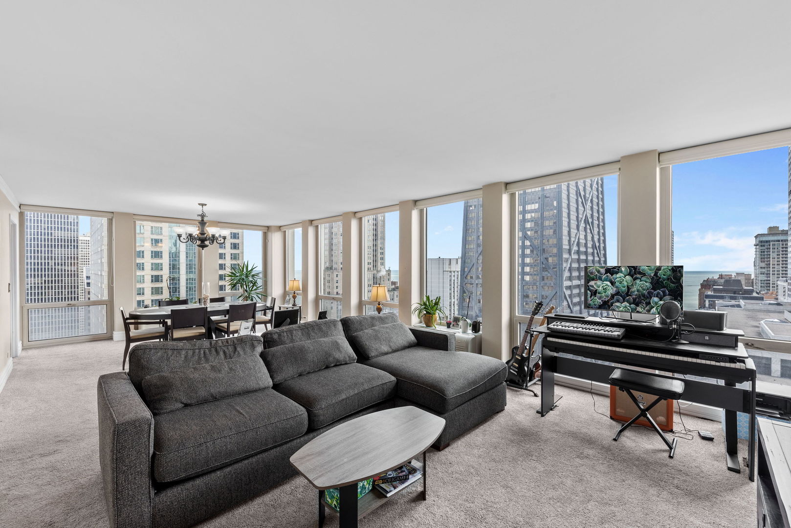 111 E Chestnut Street #30A, Chicago, IL