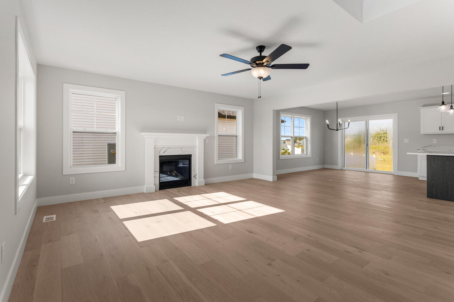 22 Meadow Drive, Monticello, IL