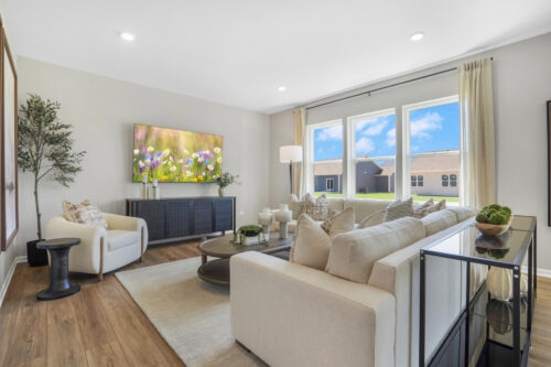 531 N Oak Street, Hinckley, IL