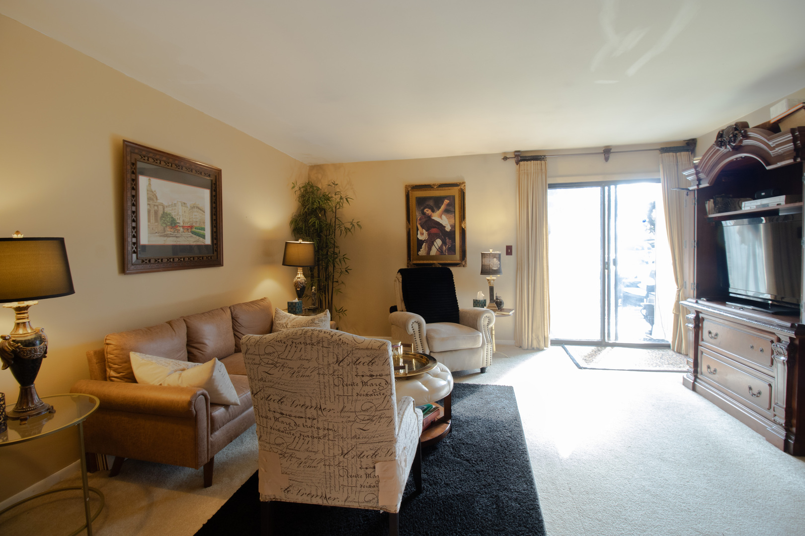 521 73RD Street #104, Downers Grove, IL