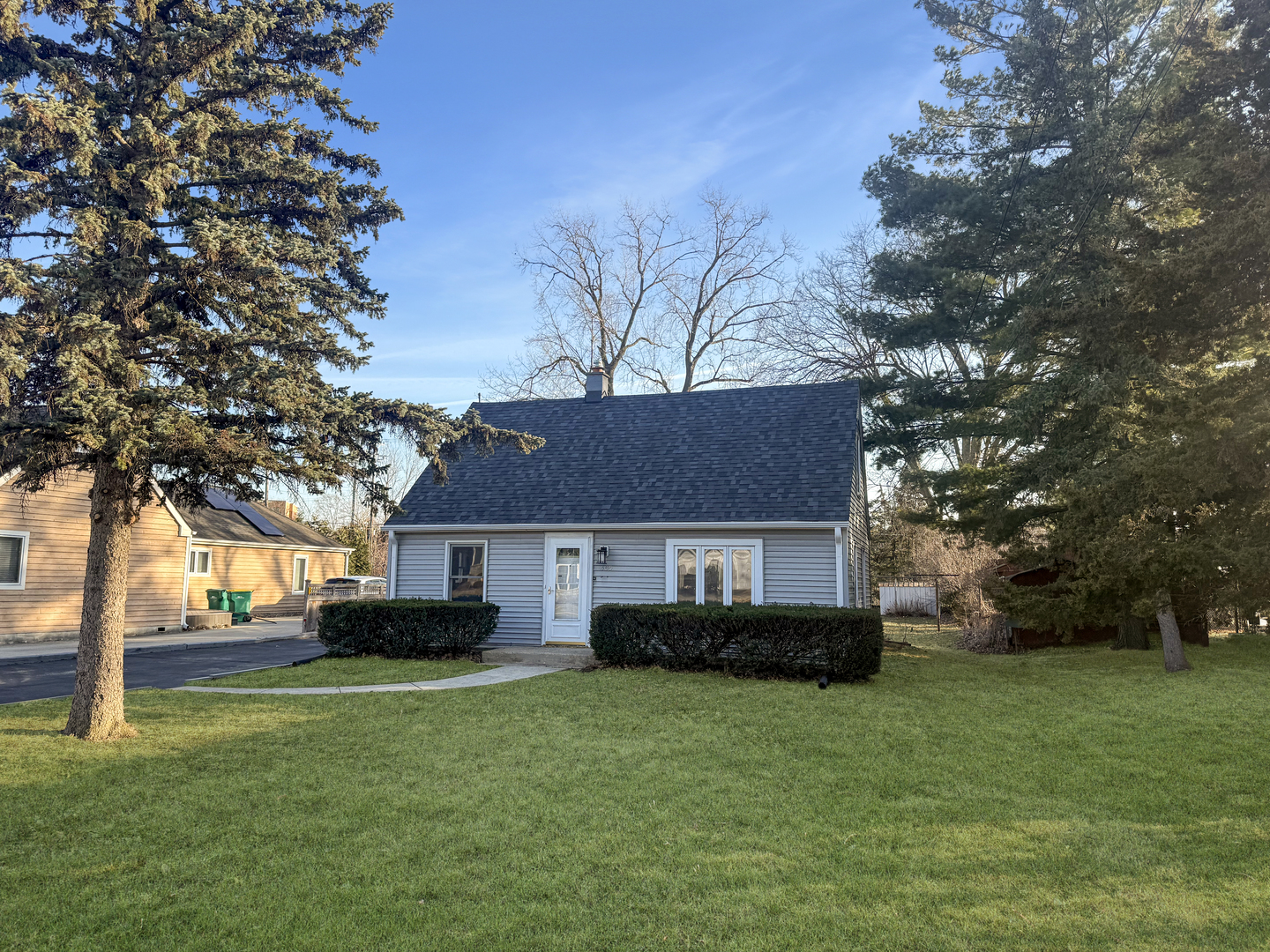 405 E Prairie Avenue, Lombard, IL