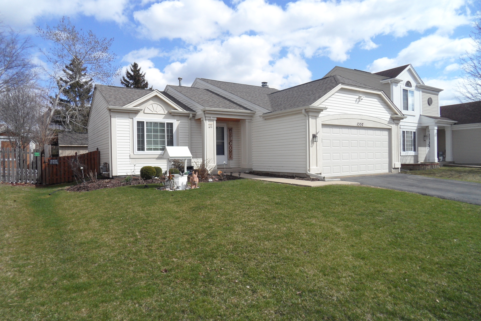 1337 Eastwood Drive, Aurora, IL