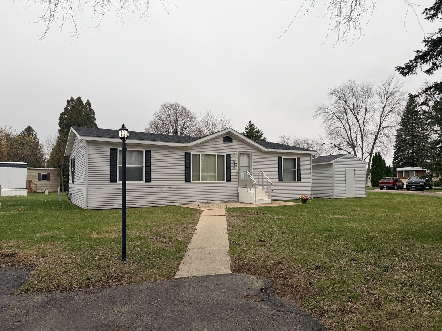 4004 Bluff Drive, Belvidere, IL