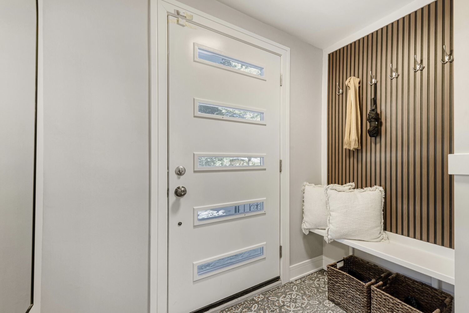 9001 S Claremont Avenue, Chicago, IL