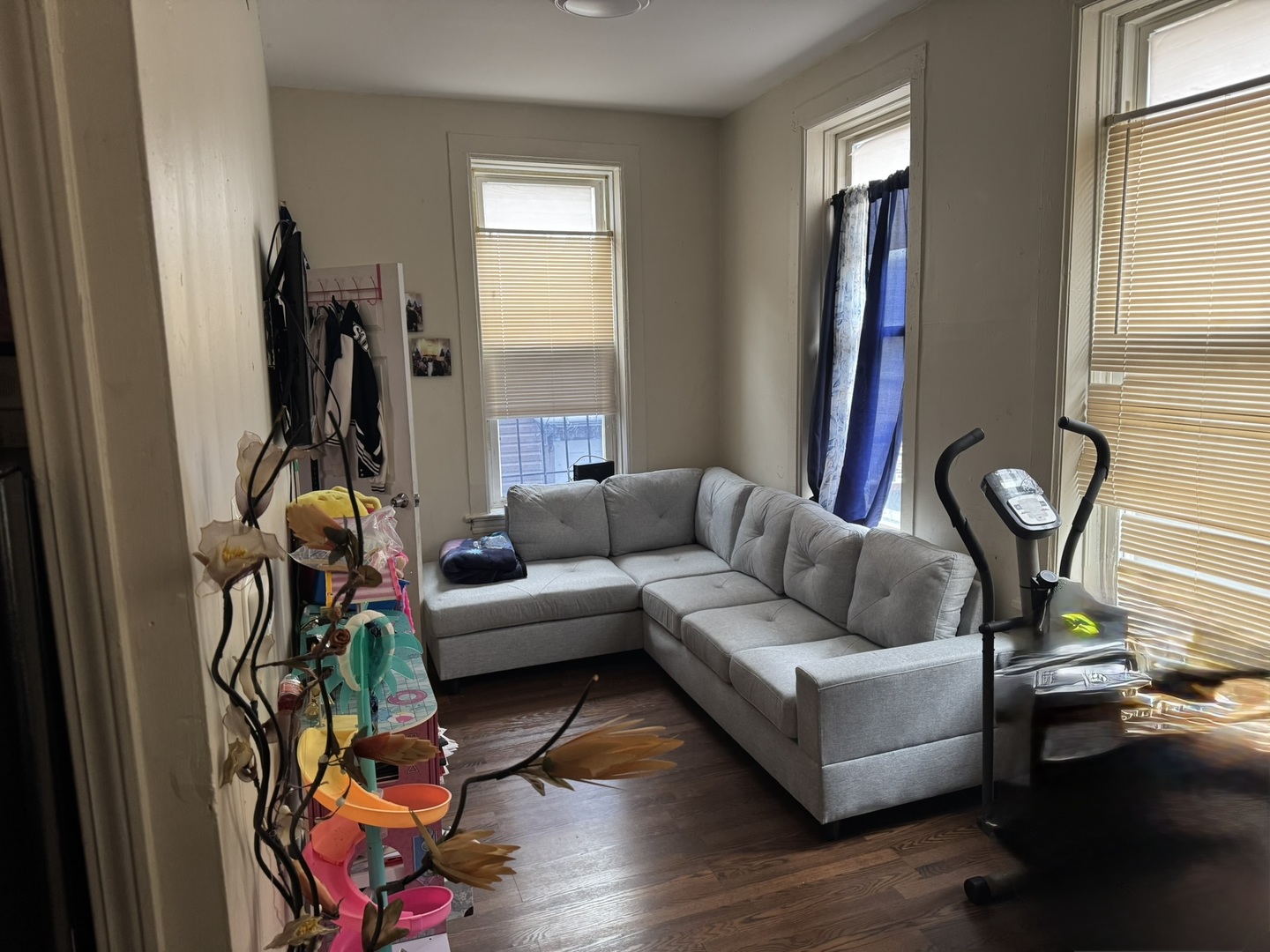 2127 S FAIRFIELD Avenue, Chicago, IL