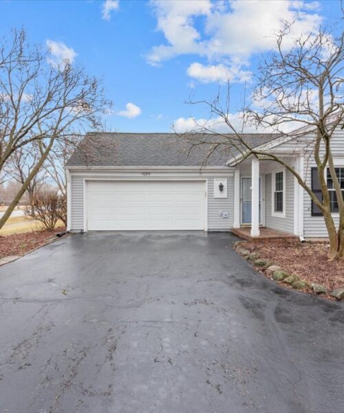 1095 Devonshire Avenue, Naperville, IL