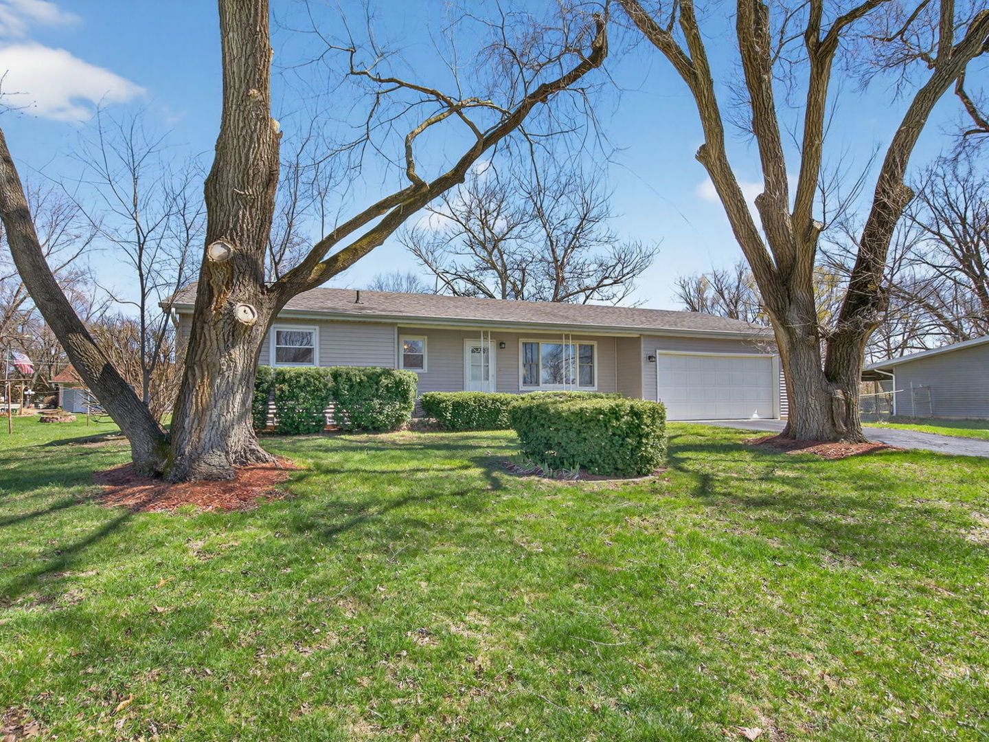 475 N 4th Avenue, Coal City, IL