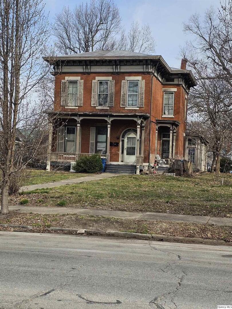 1303 State Street, Quincy, IL