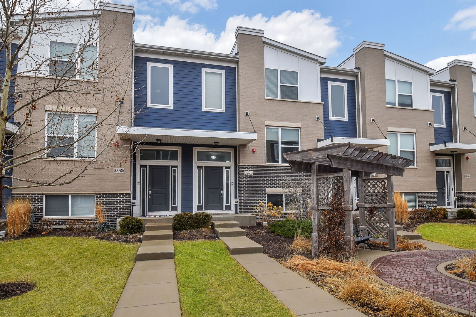 3S602 Everton Drive, Warrenville, IL