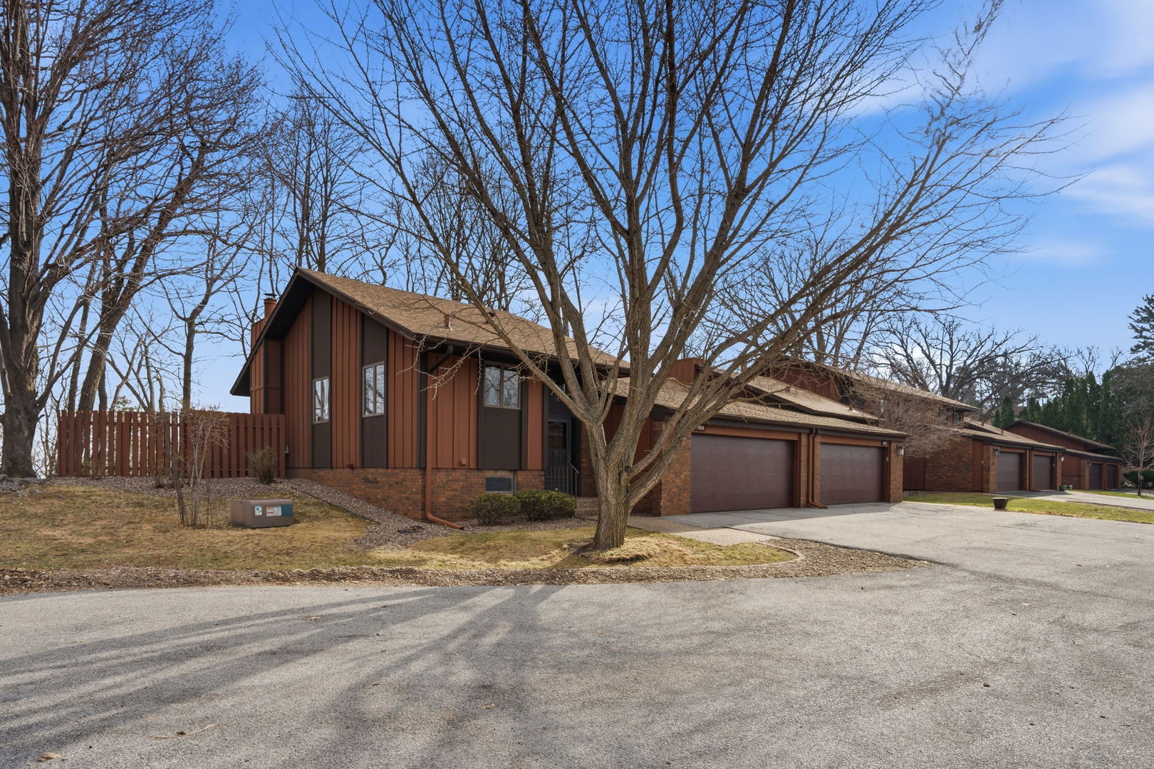 4828 6th Avenue Drive, Moline, IL