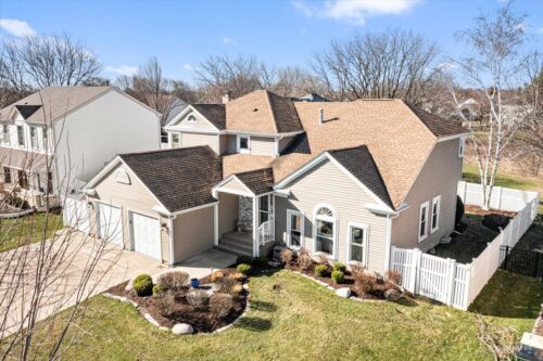 1894 Maine Drive, Elk Grove Village, IL