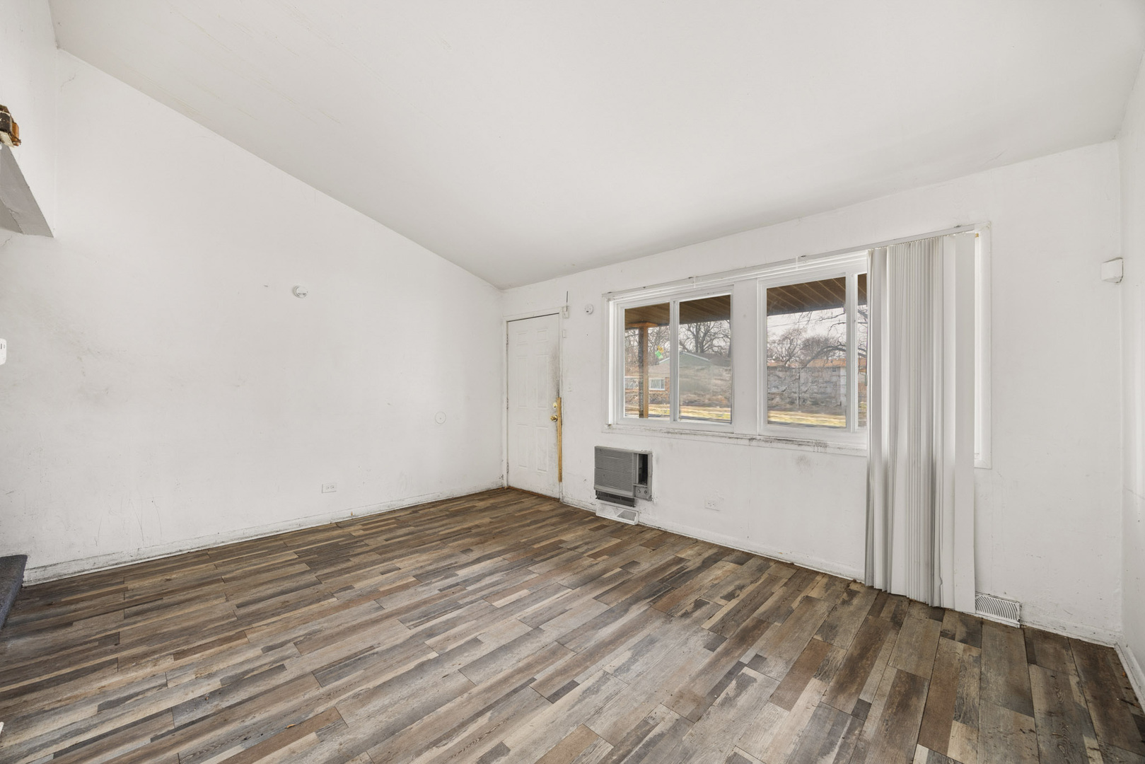 11641 S Peoria Street, Chicago, IL