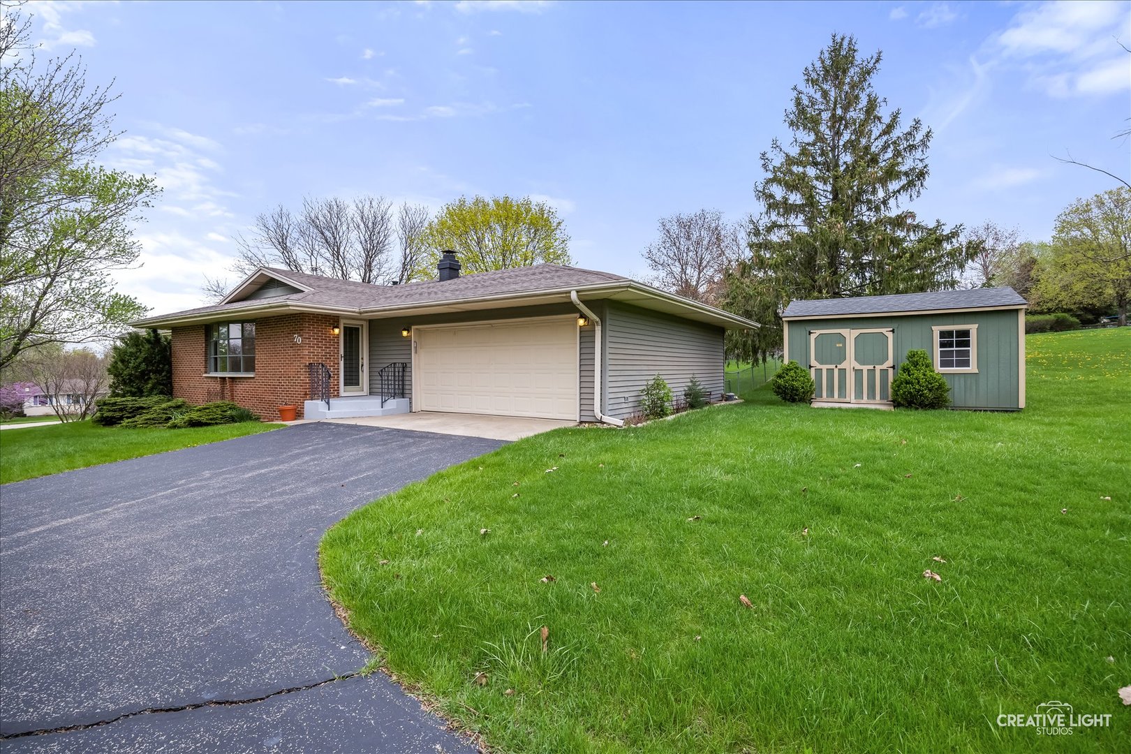 70 Highview Drive, Yorkville, IL