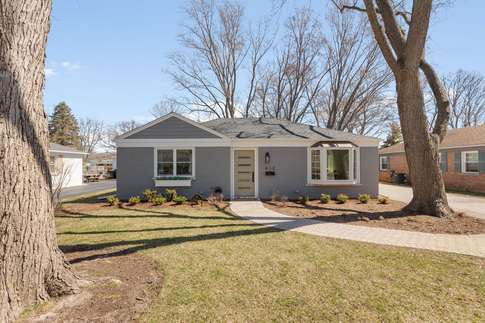 612 Kenwood Avenue, Libertyville, IL