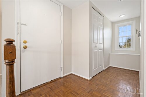 1427 Sutton Court #116, Vernon Hills, IL