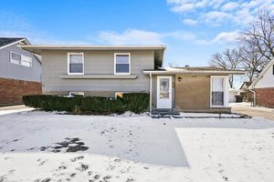 3949 168th Place, Country Club Hills, IL