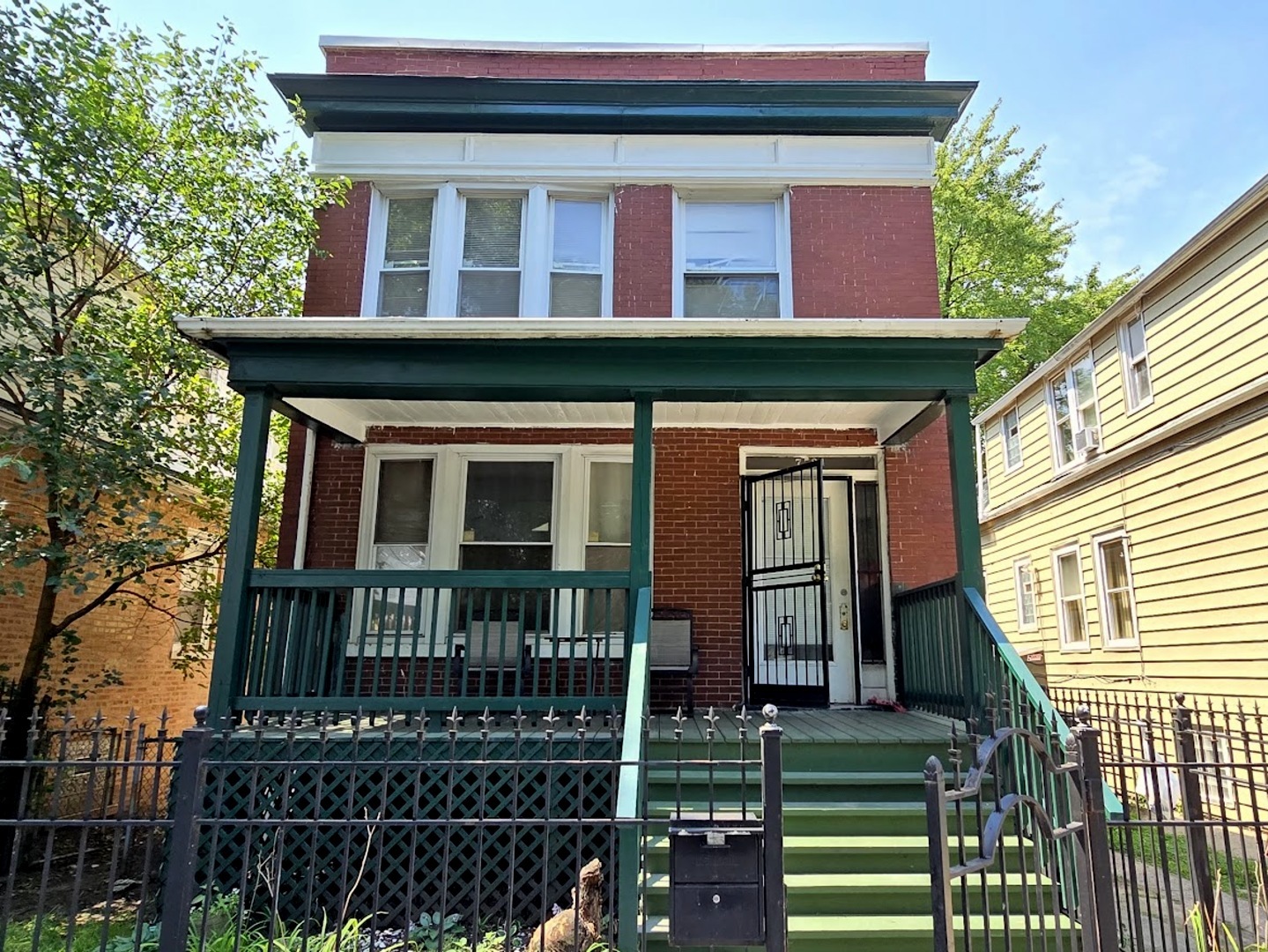7524 S Saint Lawrence Avenue, Chicago, IL