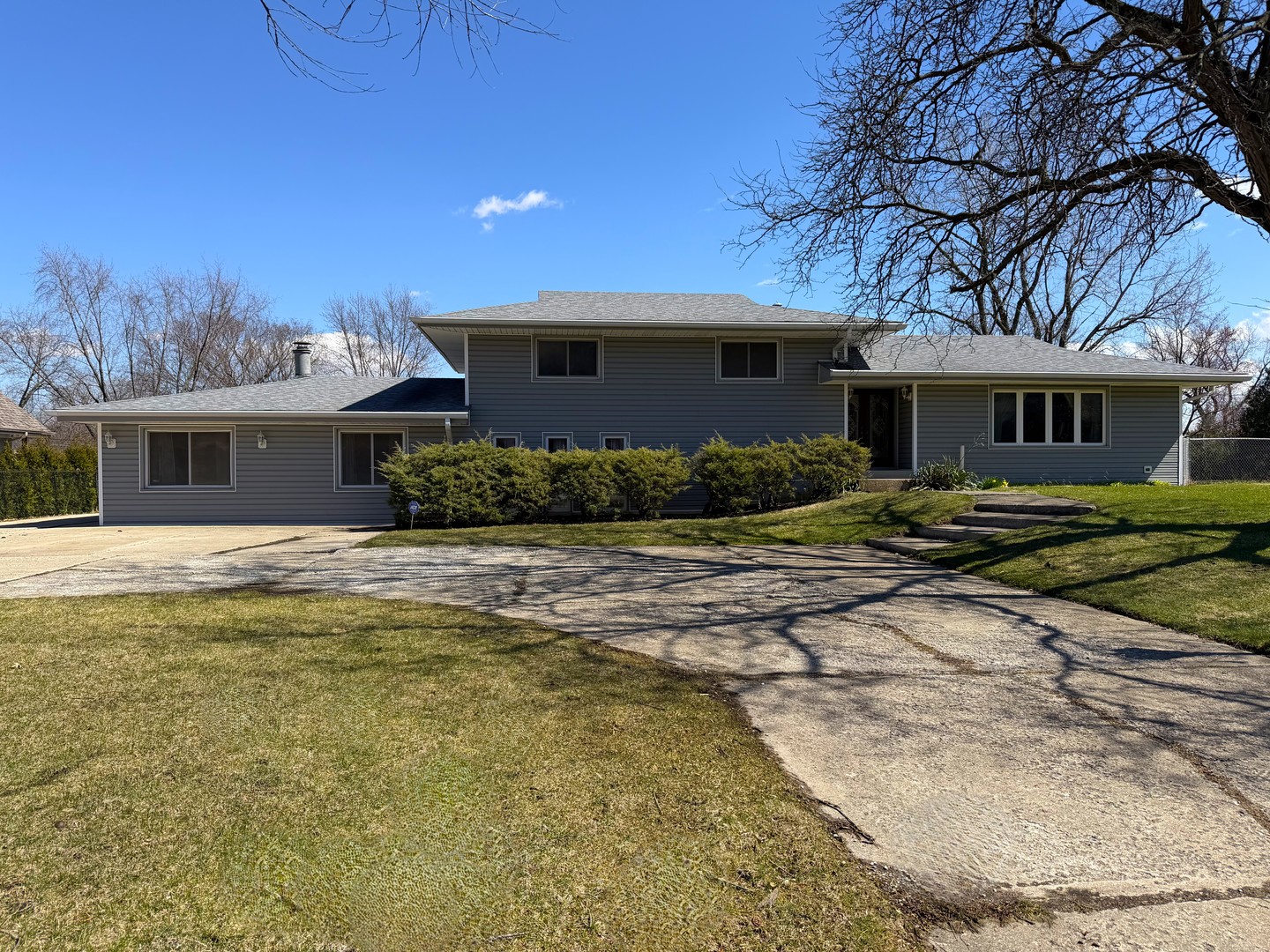 12747 S 81st Court, Palos Park, IL