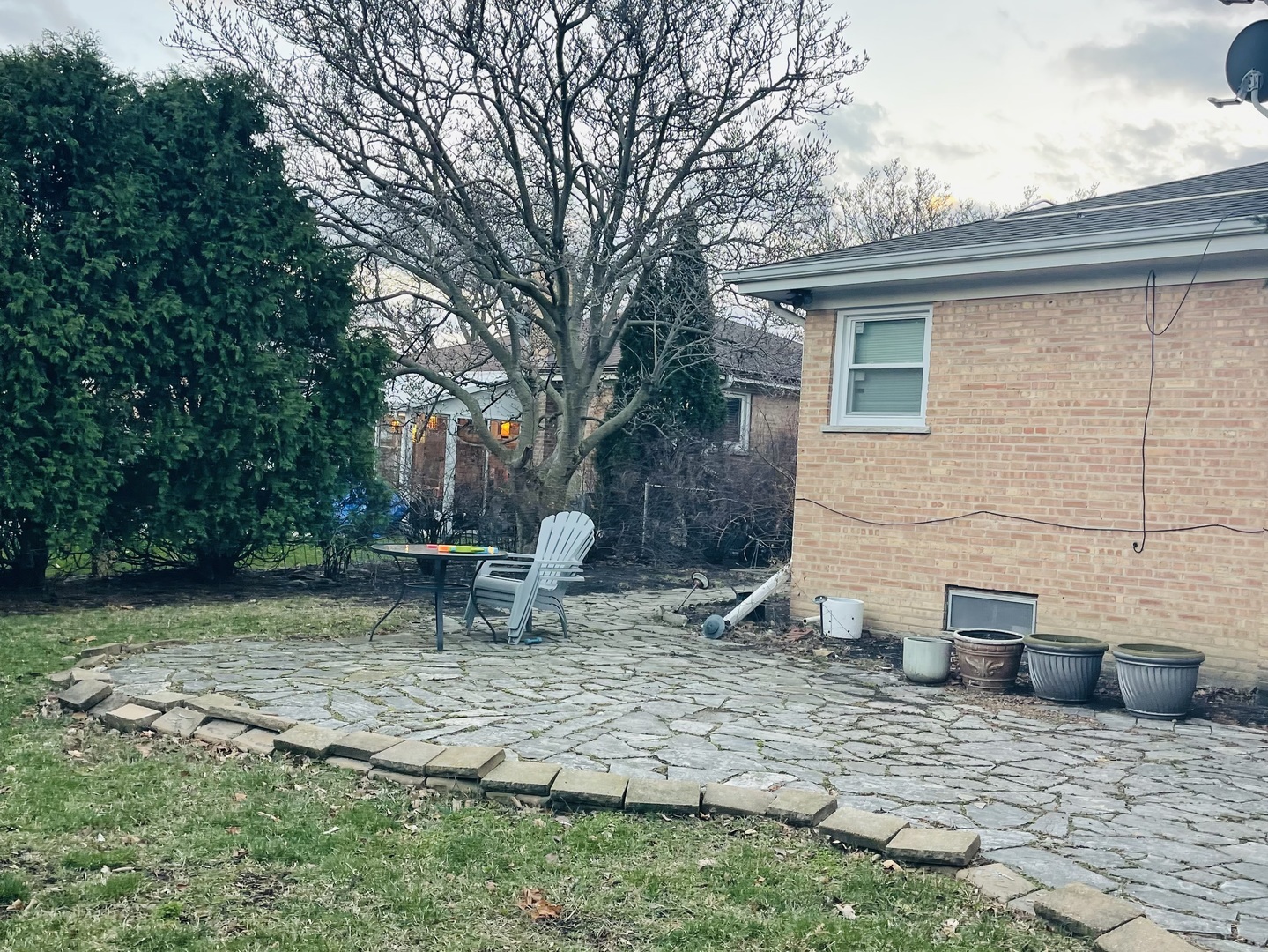 8925 Oriole Avenue, Morton Grove, IL