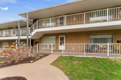 1104 Kimberly Road #901, Bettendorf, IA