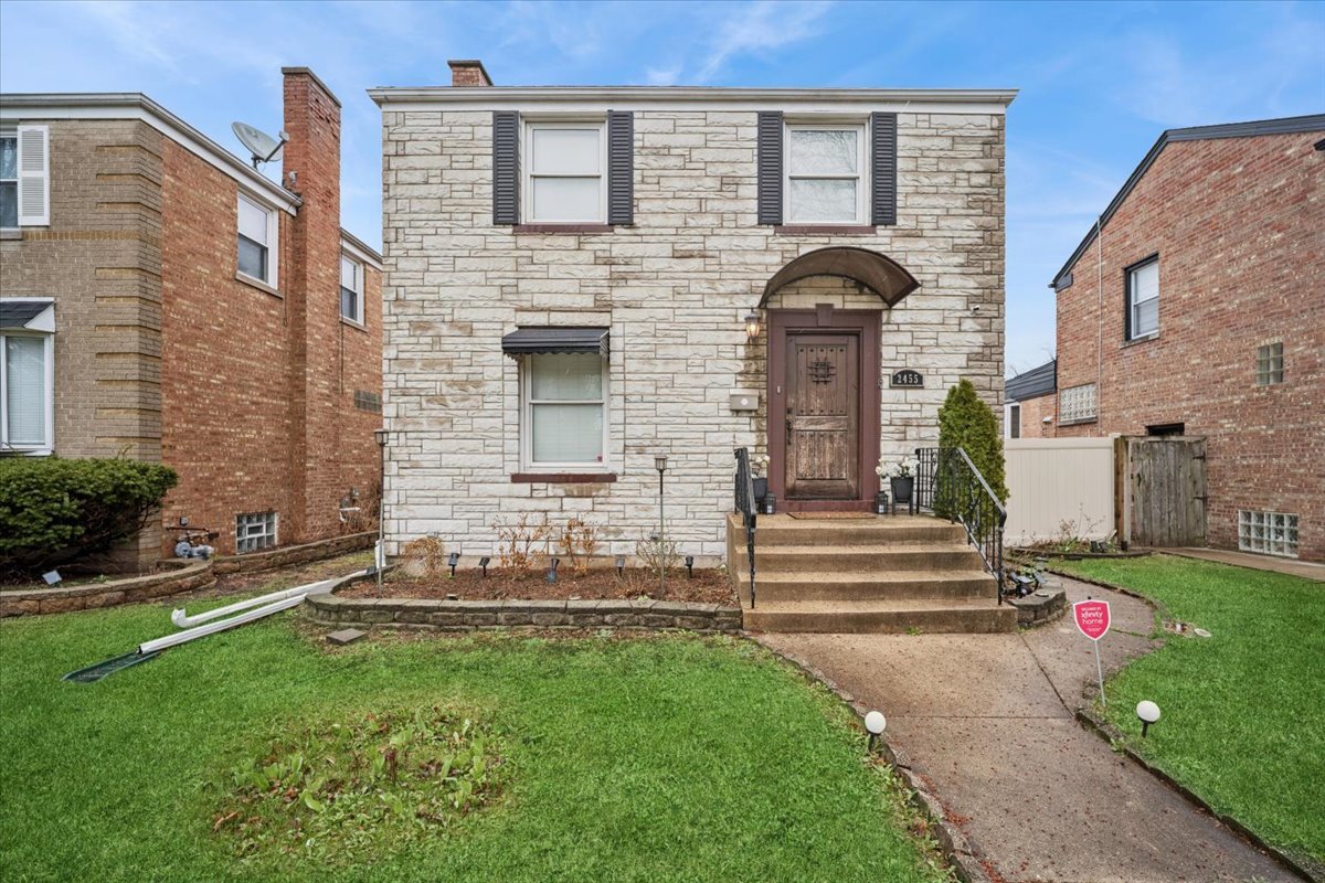 2455 Rhodes Avenue, River Grove, IL